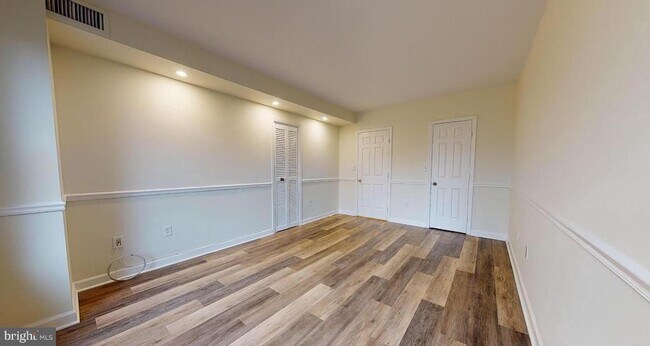 Building Photo - 801 S Pitt St