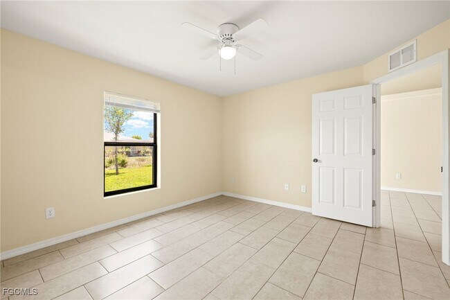 Building Photo - 4111 Skyline Blvd