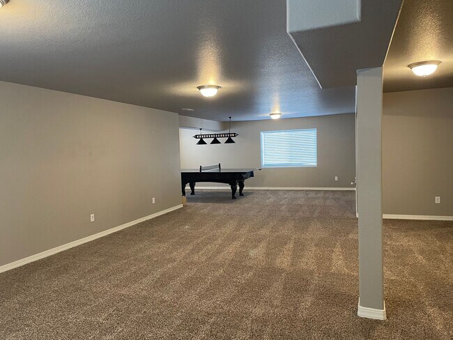 Building Photo - Ranch home on a corner lot with lawn care ...