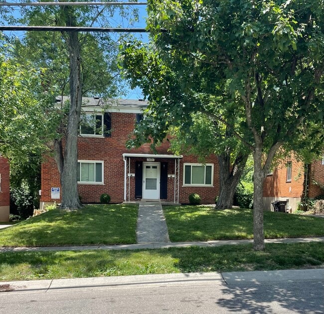Building Photo - 5839 Monfort Hills Ave