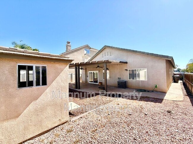 Building Photo - 37961 Veranda Way