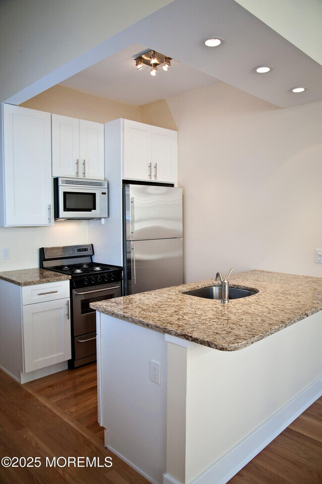 Building Photo - 550 Cookman Ave