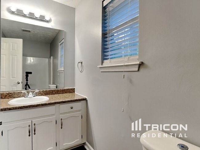 Building Photo - 3017 Ansley Manor Ct