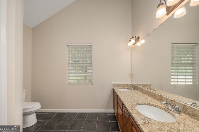 Building Photo - 536 Loblolly Ln