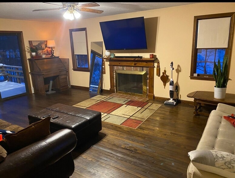 Building Photo - 28 Straits Rd