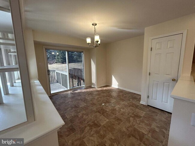 Building Photo - 506 Dunbarton Ct