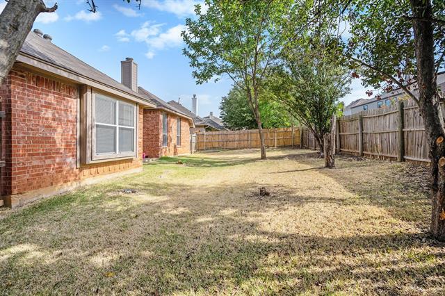 Building Photo - 4712 Shorewood Dr