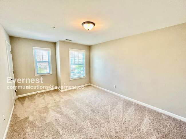 Building Photo - 1245 Fischer Trace