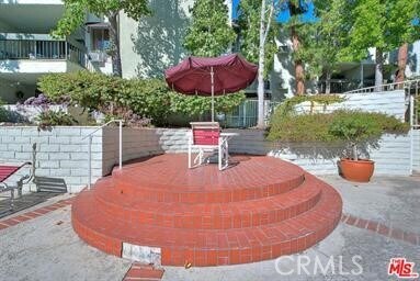 Building Photo - 4900 Overland Ave