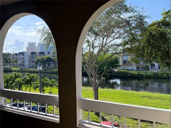 Primary Photo - 7840 Camino Real