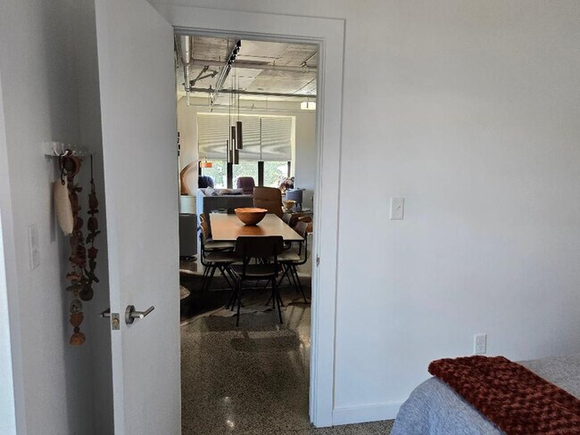 Building Photo - 790 Front St