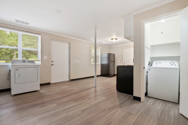 Floorplan - 2211 Morehead Ave