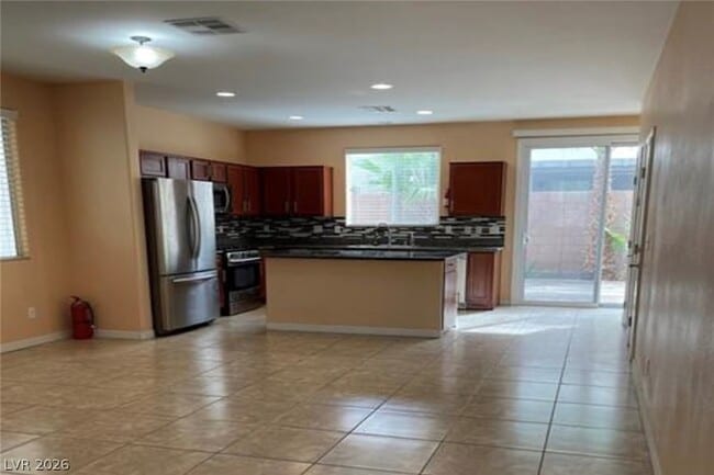 Building Photo - 8469 Trudeau Ave