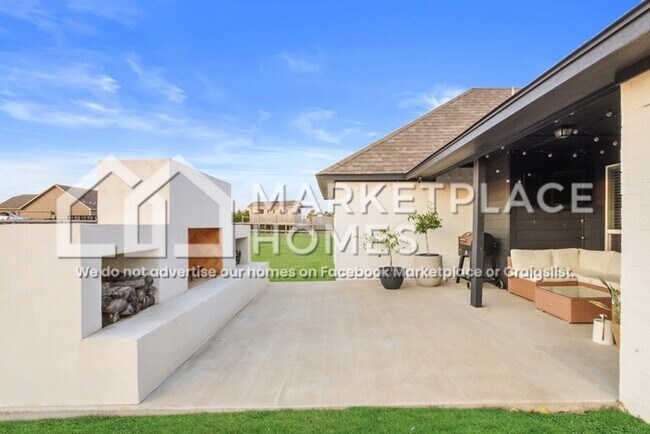 Building Photo - 13468 N 59th E Pl