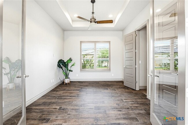 Building Photo - 2447 Wallaby Cir