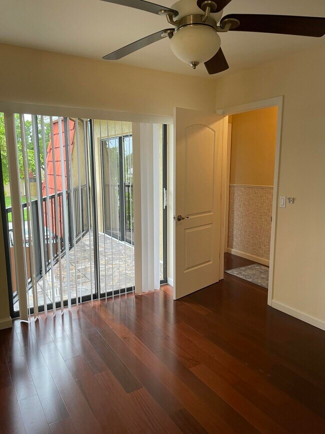 Building Photo - 22976 Oxford Pl