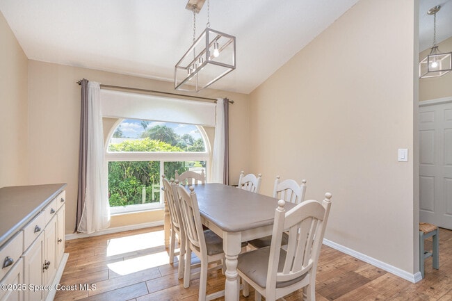 Building Photo - 1781 Radisson St NW