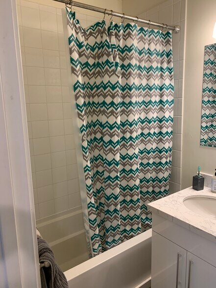 Building Photo - 25 Savin Hill Ave