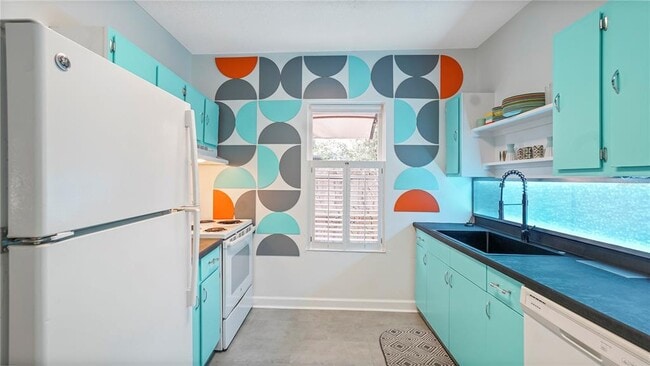 Building Photo - 2506 Formosa Ave