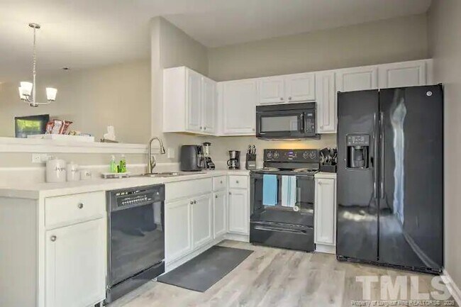 Building Photo - 3911 Volkswalk Pl