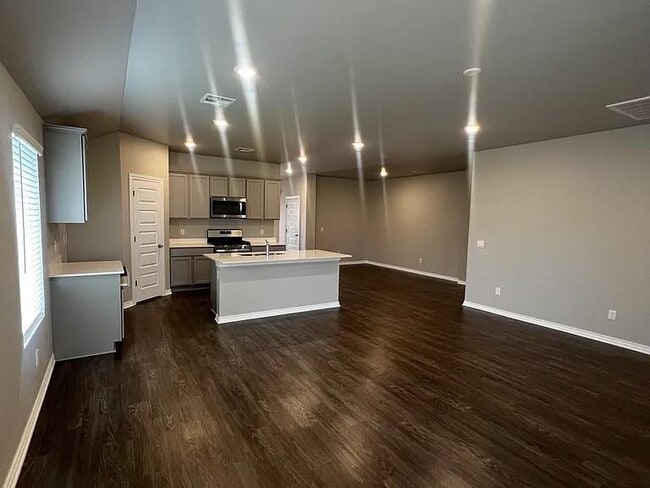 Building Photo - 2765 Alice Wy