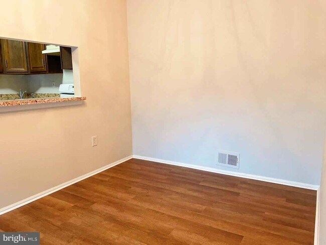 Dining room - 15 Azalea Ct