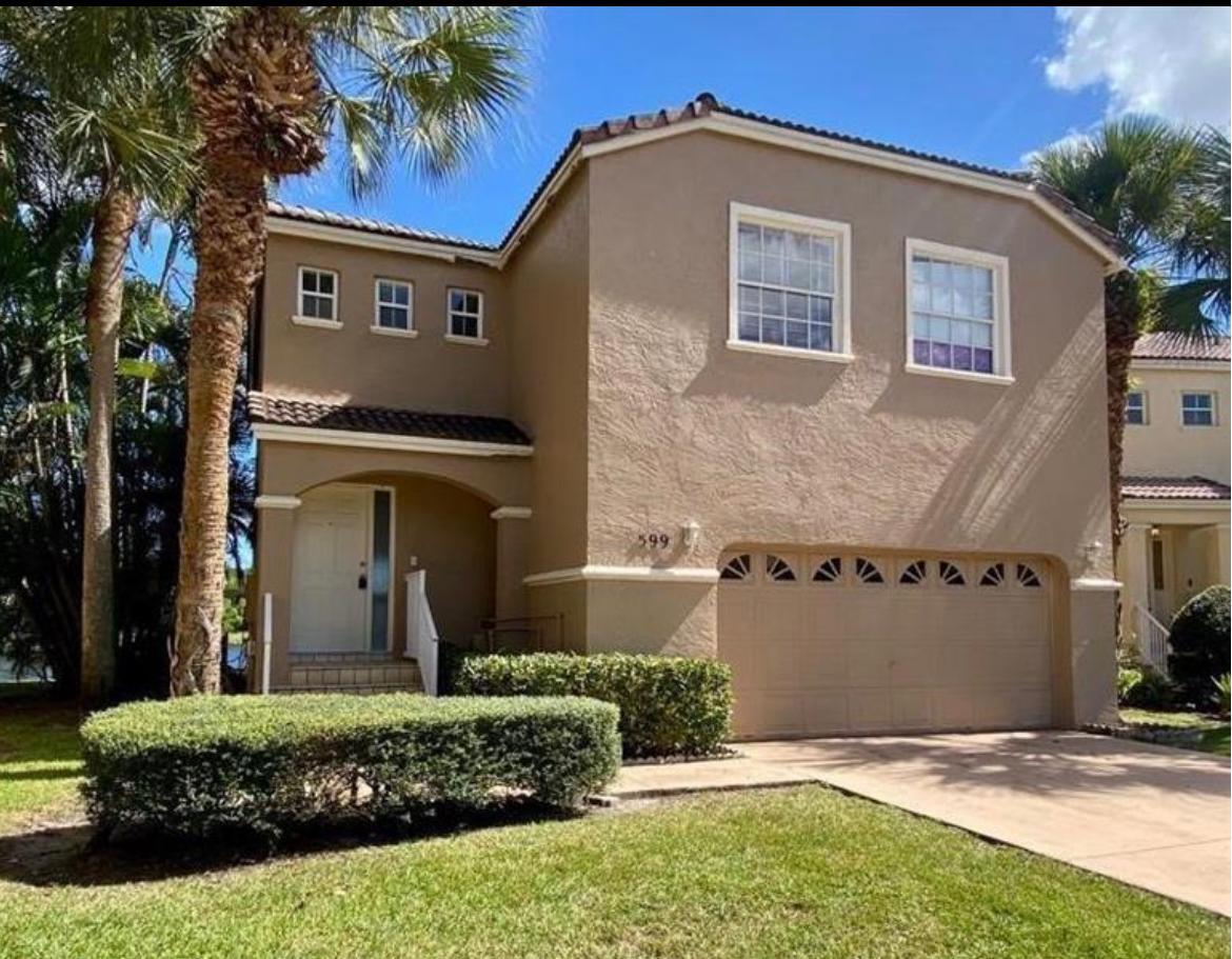 Building Photo - 599 NW 87th Ter