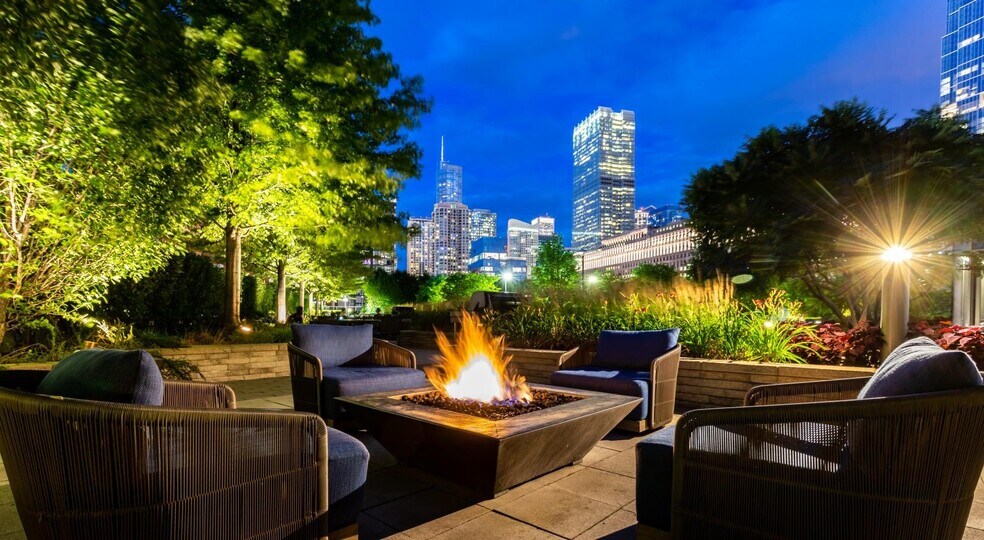 Building Photo - 444 N Orleans St