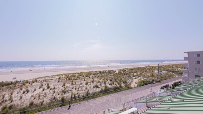 Building Photo - 5208 Boardwalk