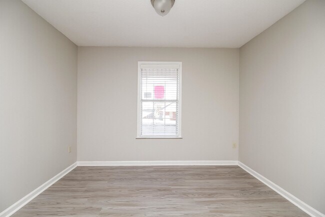 Building Photo - 4419 Kings Valley Cove W