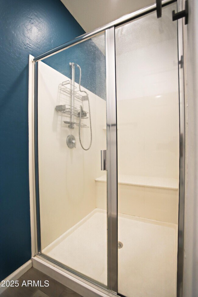 Building Photo - 1709 Grenadine Rd