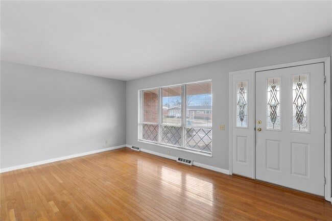 Building Photo - 4645 Tauneybrook Dr