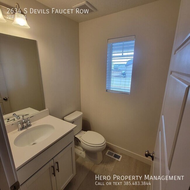 Stunning BRAND NEW Townhomes! 2634 Devils Faucet Row Magna UT 84044