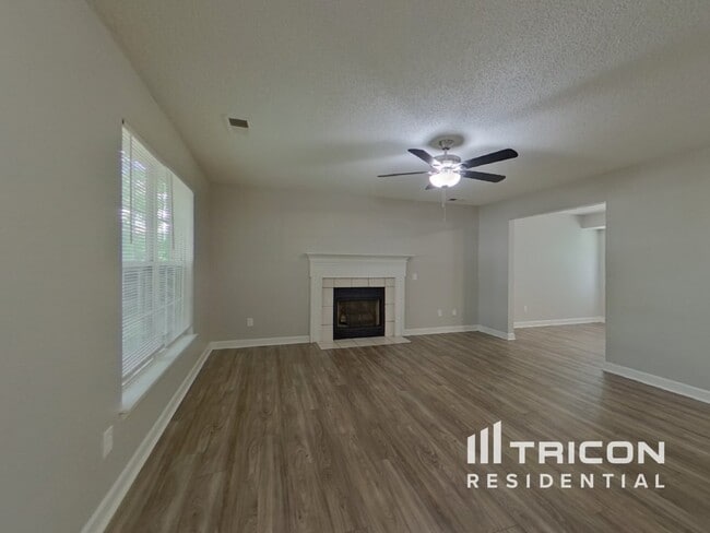 Building Photo - 1005 Alston Hill Dr