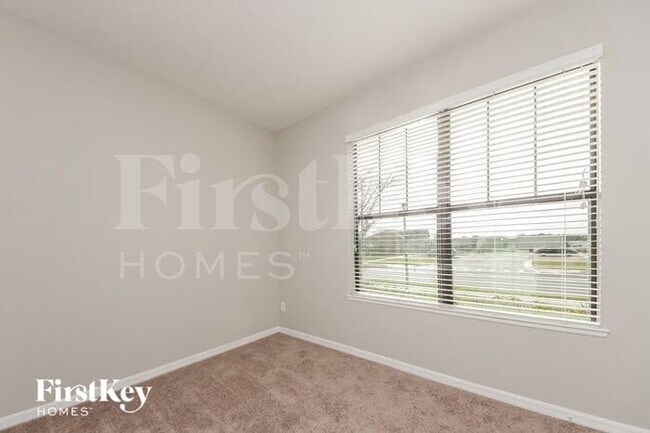 Building Photo - 4705 Blackthorn Cir
