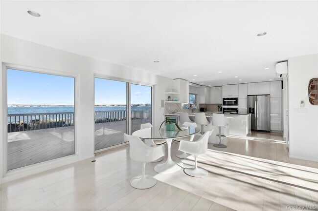 Building Photo - 32 Dune Ln