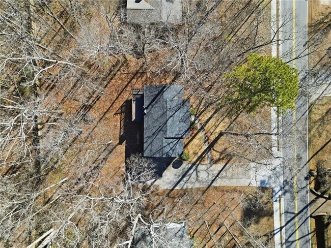Building Photo - 2810 Shaw Rd