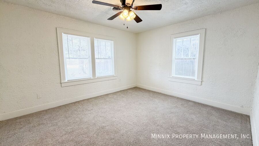 Building Photo - 2009 23rd St