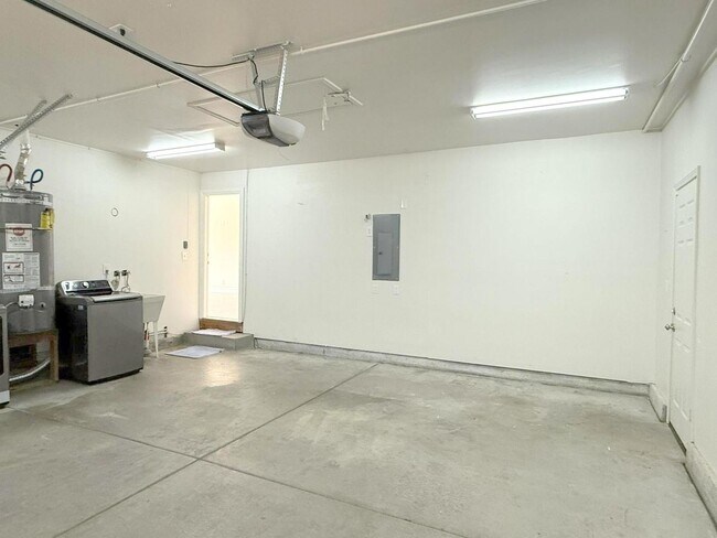 Building Photo - Highly upgraded ! Two Story Home With Prim...