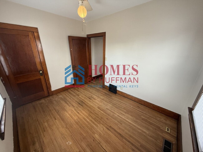 Building Photo - Brick | Two Bedroom House