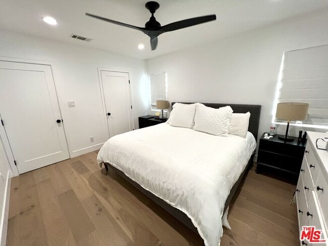 Building Photo - 4321 Greenbush Ave