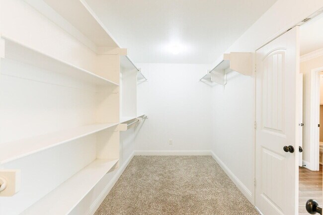 Building Photo - 9308 Trenton Ave