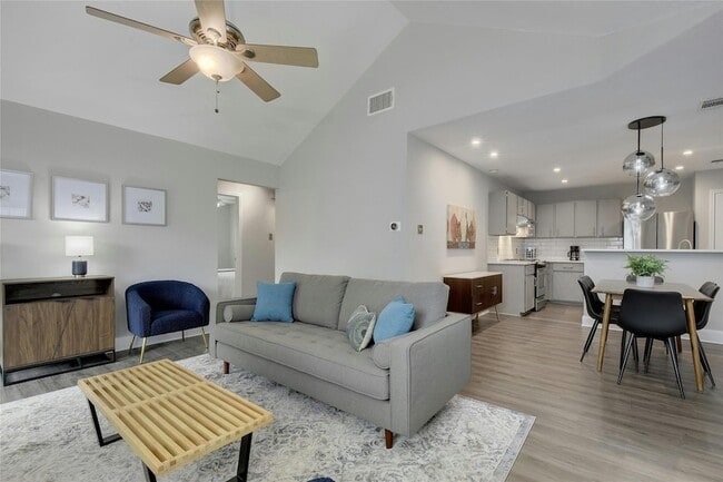 Building Photo - 4707 Borage Dr