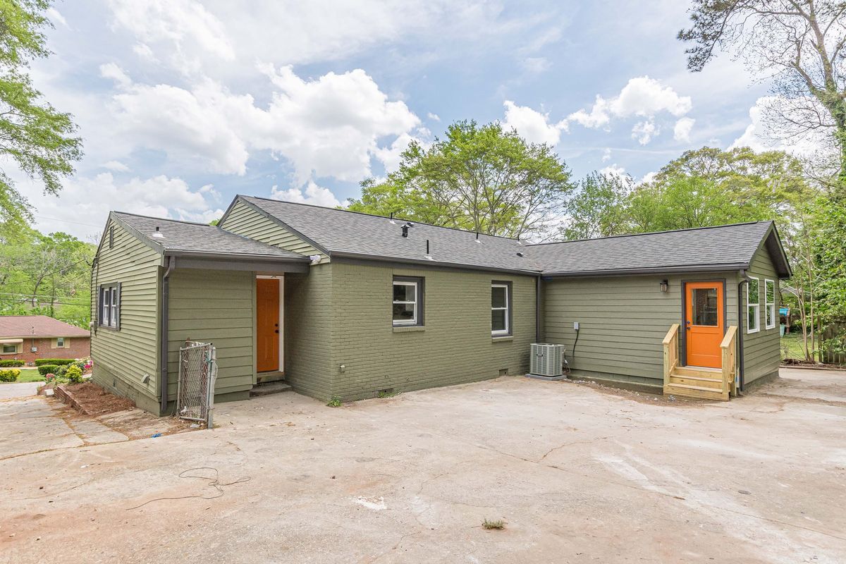 Building Photo - 525 Rosemont Dr