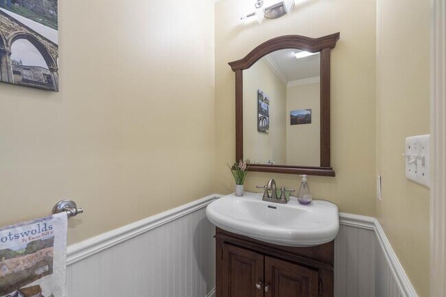 Building Photo - 398 Sam Allen Rd