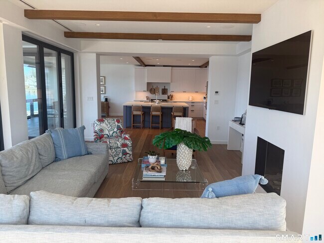 Building Photo - 111 Rowayton Ave