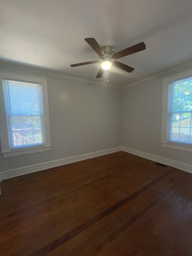 Building Photo - 418 Glenwood Ave