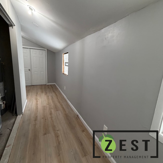 Building Photo - OPEN HOUSE 2/14! 1PM-1:30PM! Gorgeous 2bed 1 bath Home