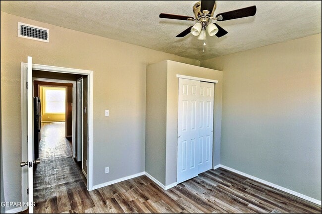 Building Photo - 615 Arizona Ave