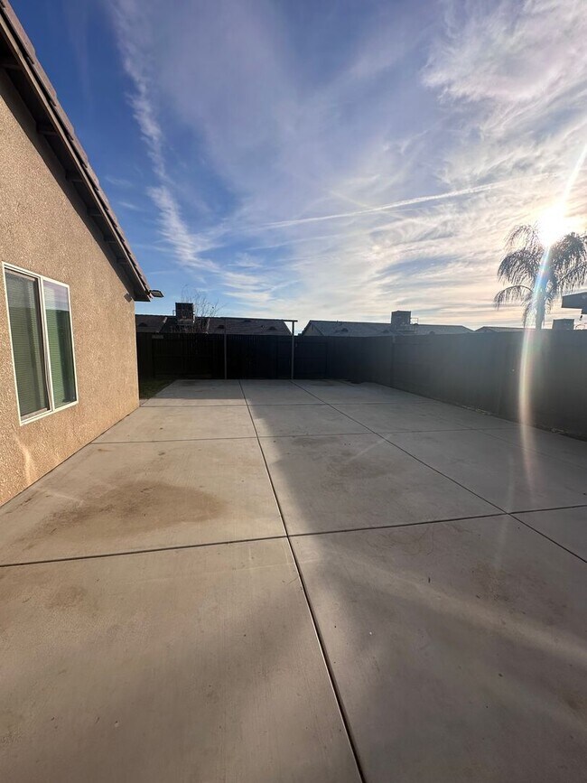 Building Photo - 509 Chapultepec Ave